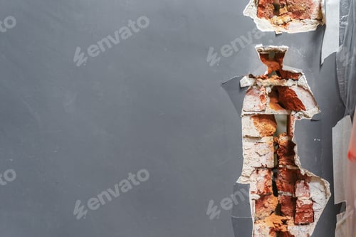 Preview: Fragment of the destroyed wall