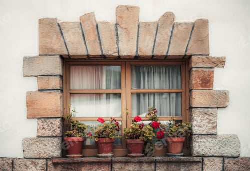 Preview: Stone window with red flowers
