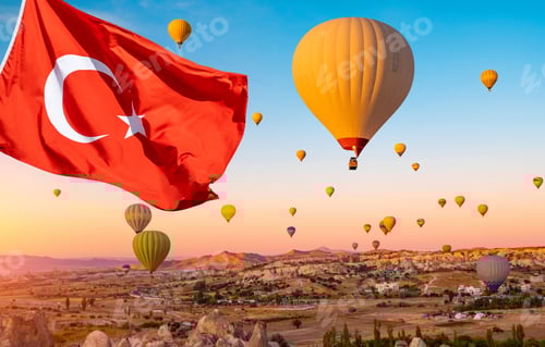 Preview: Hot air balloons in Cappadocia, Turkey