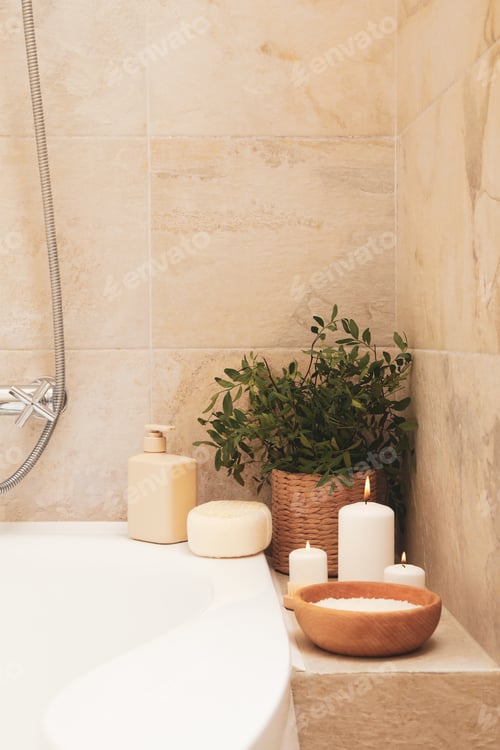 Preview: Bath with personal hygiene accessories in light beige bathroom