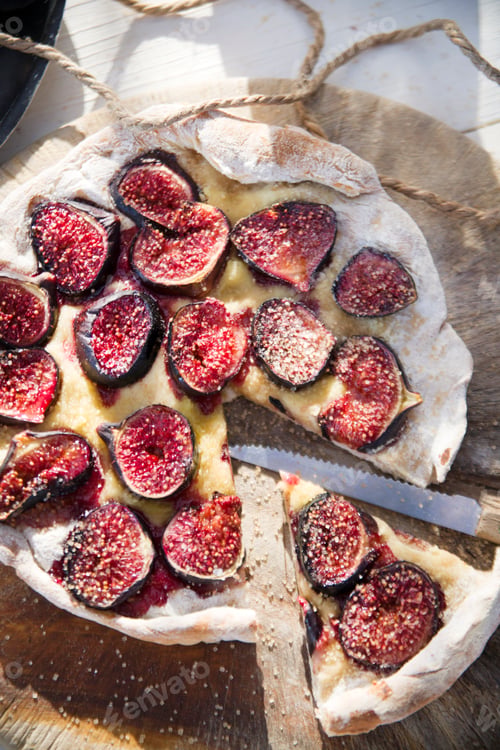 Preview: Focaccia with figs
