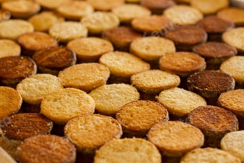 Preview: Rows of cookies