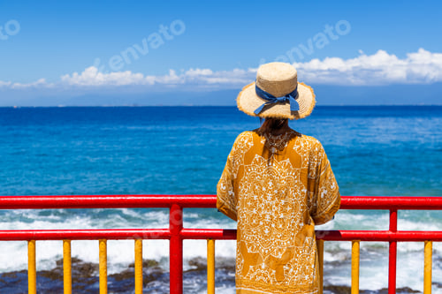 Preview: Tourist woman look at the sea in Liuqiu island of Taiwan