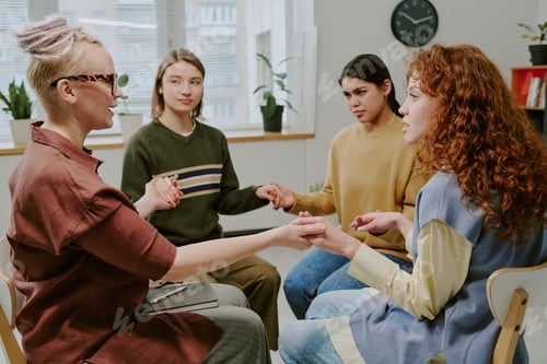 Preview: Leading Group Therapy Session Engaging Diverse Participants