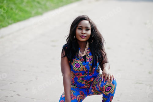 Preview: African woman