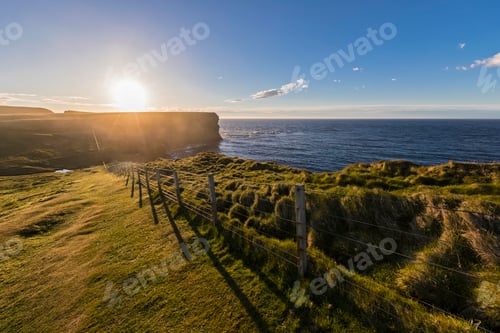 Preview: UK, Scotland, Caithness, Coast of Duncansby Head at sunset