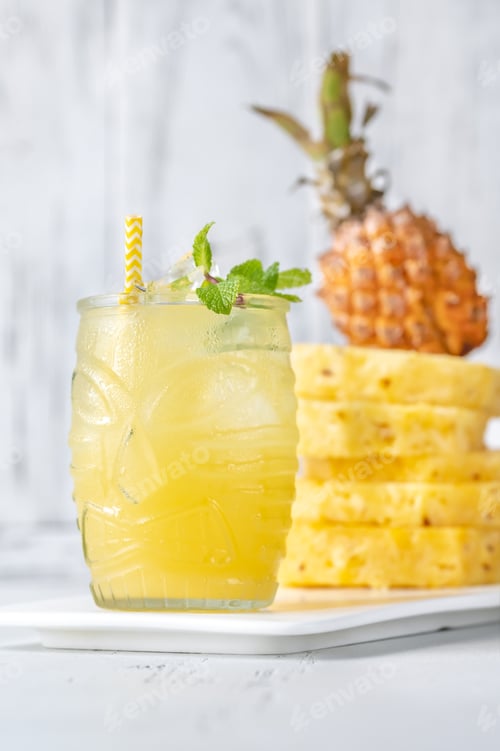 Preview: Pineapple cocktail