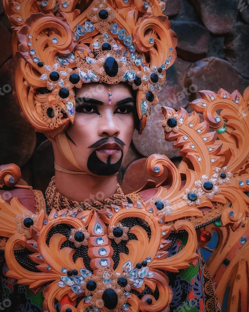 Preview: Portrait of man at the carnaval