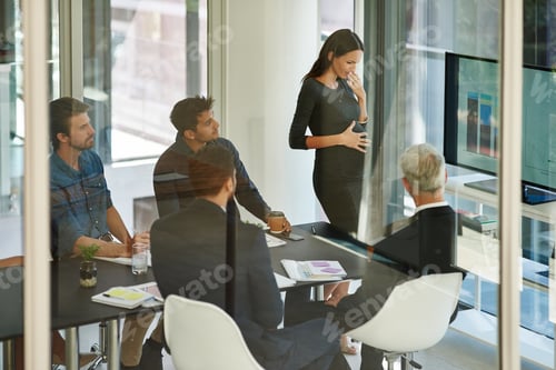 Preview: Shes having a difficult time making it through the meeting