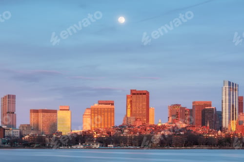 Preview: Downtown Boston and Beacon Hill with Full moonrise
