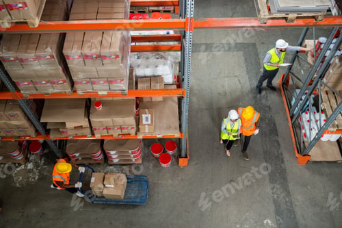 Preview: Above view of warehouse staff at work