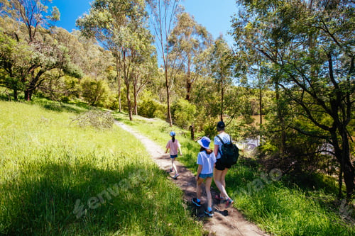 Preview: Mount Lofty Circuit Walk in Melbourne Australia