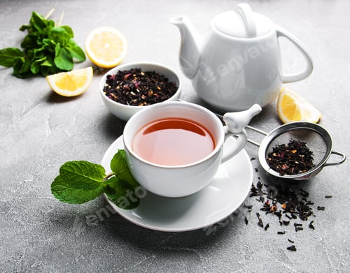Preview: Tea with lemon and mint