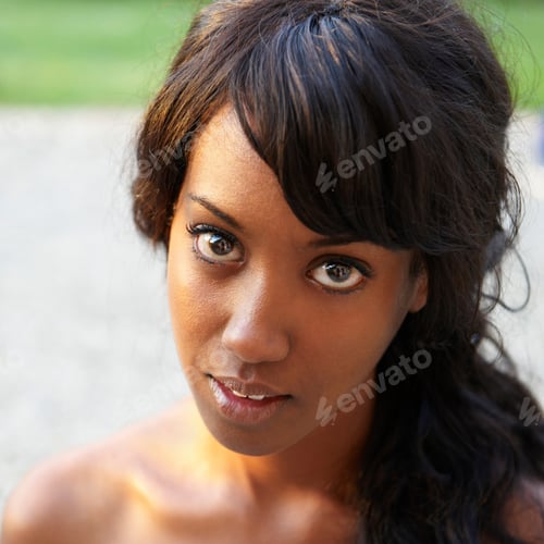 Preview: Portrait of a woman