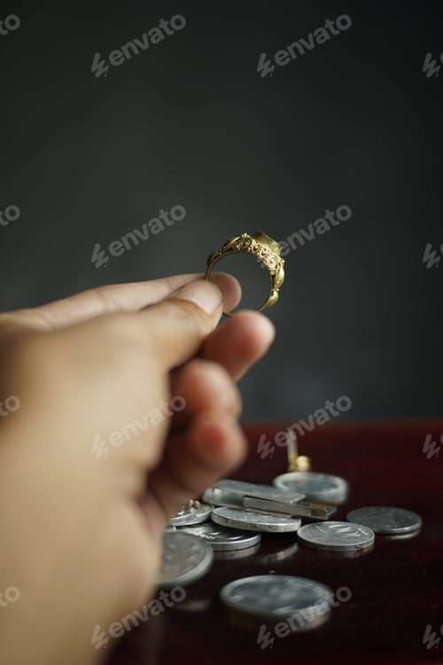 Preview: Ring finger