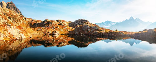 Preview: Picturesque panorama of Chesery lake