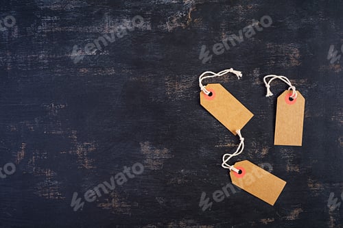 Preview: Blank label tag isolated on dark background. Price tag. Sale concept.