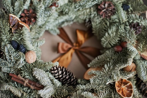 Preview: Christmas wreath and gift box, Holiday season background, festive, green, decor, New Year
