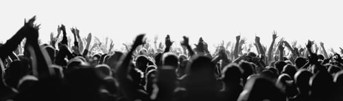Preview: Huge crowd on music performance