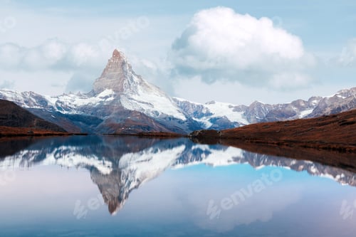 Preview: Matterhorn peak with reflection on Stellisee lake