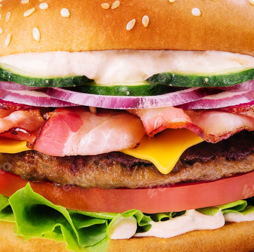 Preview: Delicious burger with bacon close up