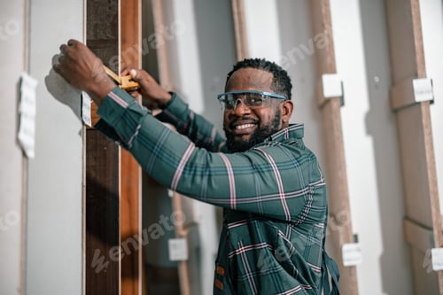 Preview: Carpenters use digital orders, analyze blueprints, measure, assemble, verify quality, ship furniture