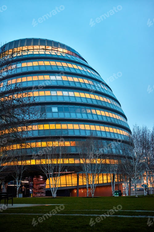 Preview: London city hall