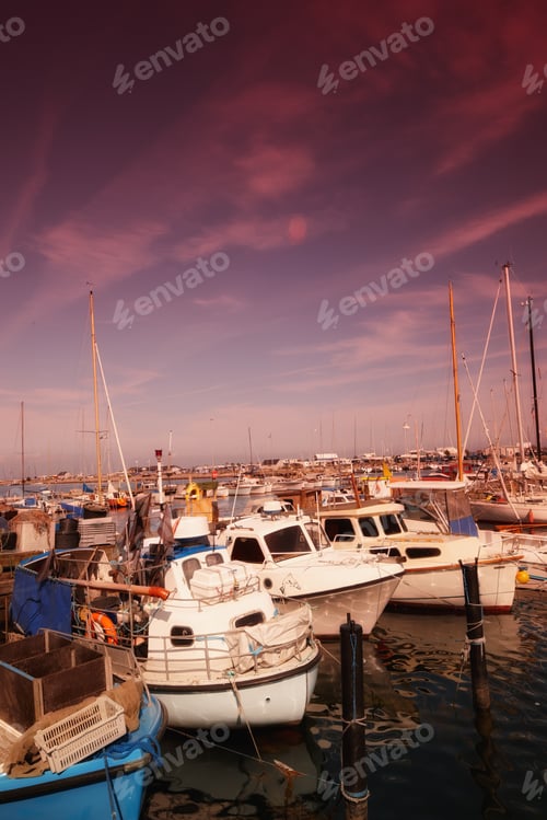 Preview: In the harbour. Shot of the harbour.