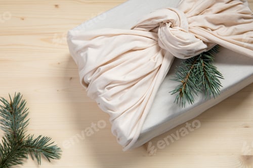 Preview: Zero waste gift wrapping. Traditional Japanese furoshiki style.