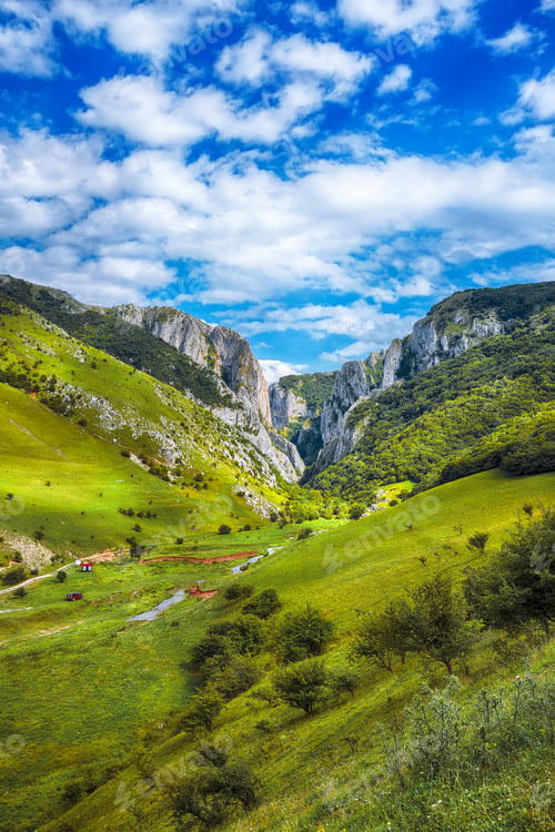 Preview: Turda gorge Cheile Turzii is a natural reserve with marked trails for hikes on Hasdate River