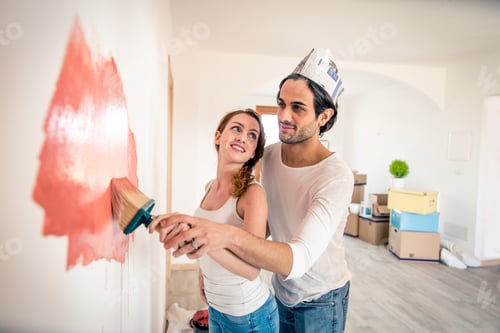 Preview: Couple moving into new house