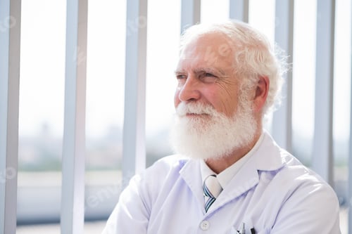 Preview: Experienced doctor