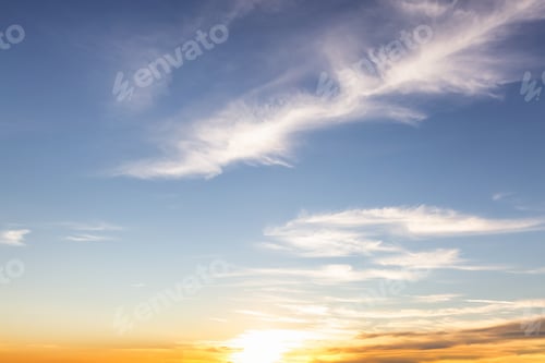 Preview: View of colorful cloudscape with blue Sky in Background