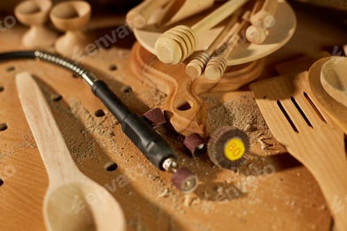 Preview: Workplace with power working tools graver for wooden utensils spoon
