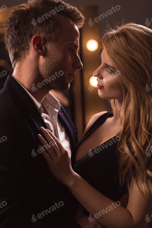 Preview: Attractive woman seducing handsome man