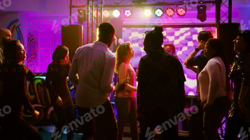 Preview: Cool dancers showing dance moves