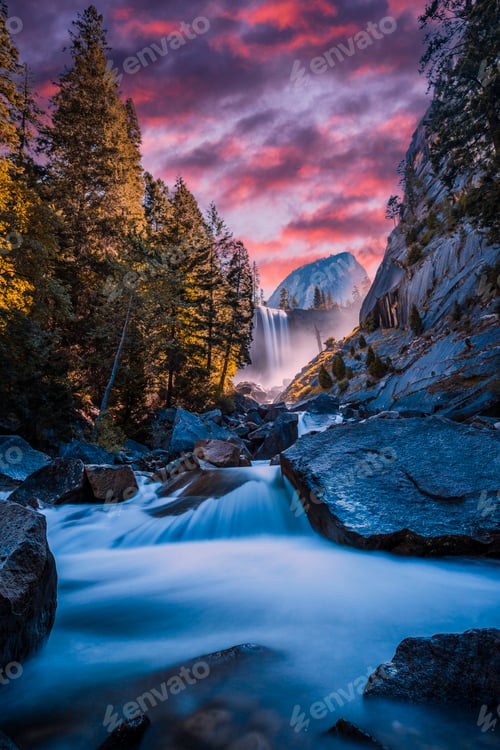 Preview: Vernal Falls waterfall of Yosemite National Park from the water