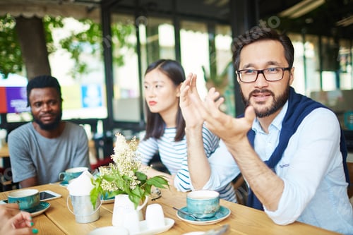 Preview: Talking in cafe