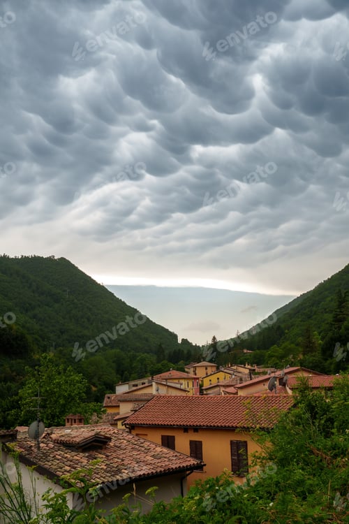 Preview: Serravalle di Chienti, Marche, Italy. A storm is coming