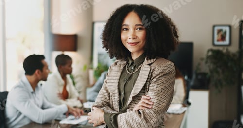 Preview: Confident Woman in Business Suit Poses in Office