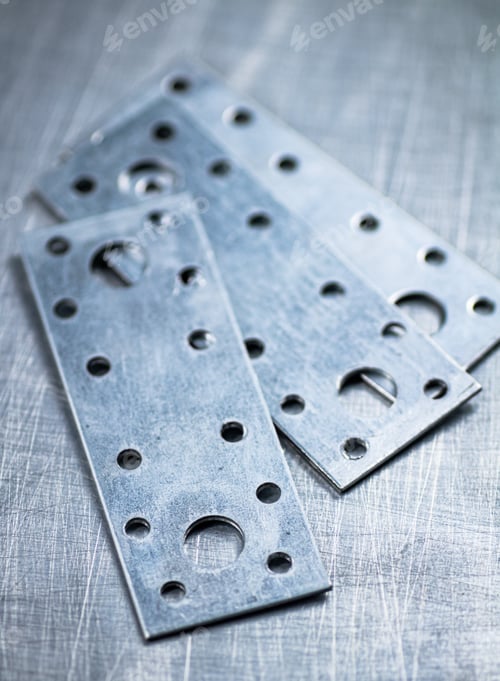 Preview: Metal plates for fastening wood.