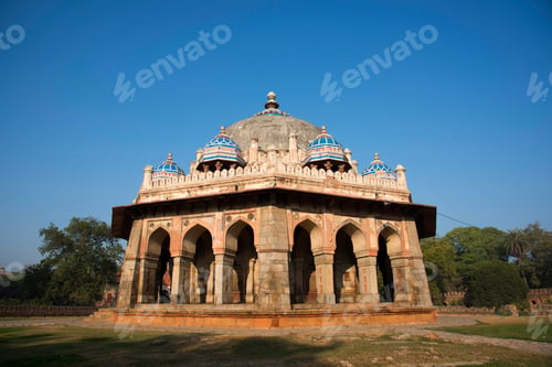 Preview: Isa Khan's mosque and his tomb, UNESCO World Heritage Site, Delhi, India.