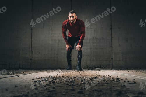 Preview: Muscular man running