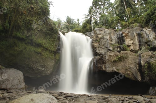Preview: A giant waterfall next to the village of Ubud in Bali