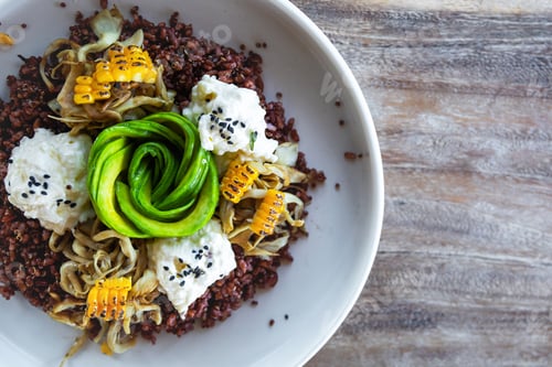 Preview: Delicious dish with Avocado, cheese, corn and sprouted wheat grains.