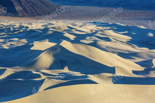 Preview: Sand dunes in California