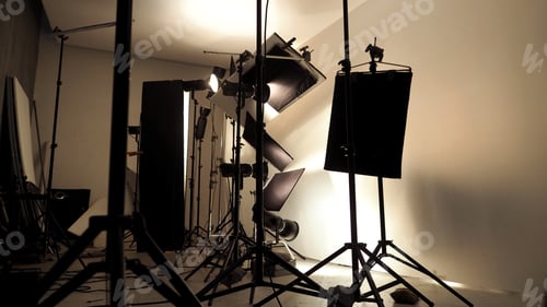 Preview: Lighting setup in studio for commercial works
