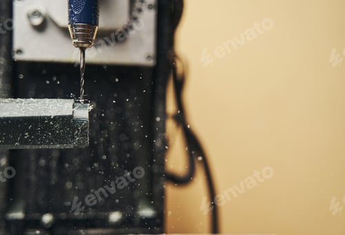 Preview: Drill of a milling unit making a hole in workpiece