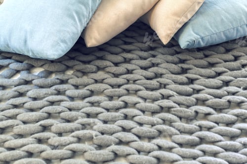 Preview: Grey knit giant plaid with pillows