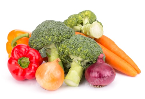 Preview: Fresh vegetables: brocolli, bell peppers, carrot, onion isolated on white background